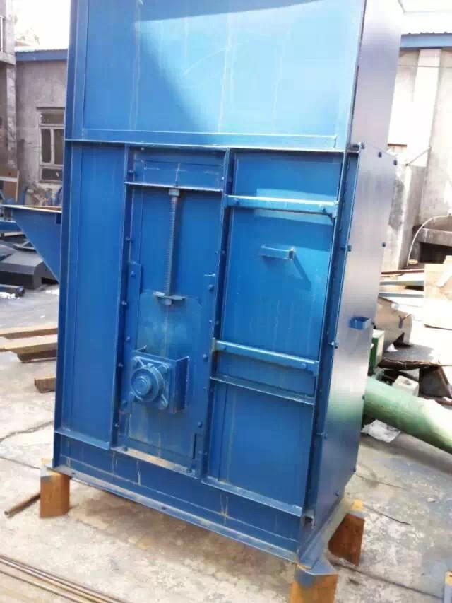 斗式提升機使用環(huán)境的重要性(斗式提升機使用場所) 斗式提升機使用環(huán)境的重要性(斗式提升機使用場所)